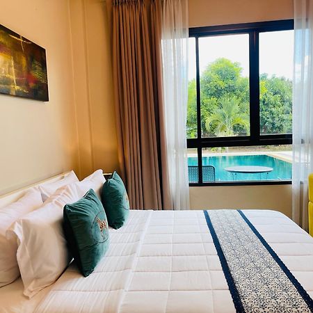 Romlaphass Boutique Villa Kalasin Buitenkant foto