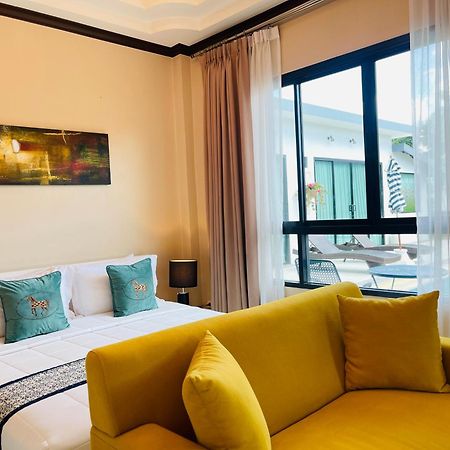 Romlaphass Boutique Villa Kalasin Buitenkant foto