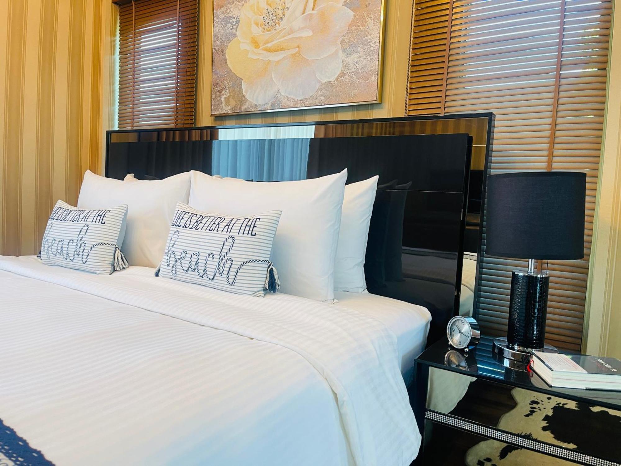 Romlaphass Boutique Villa Kalasin Buitenkant foto