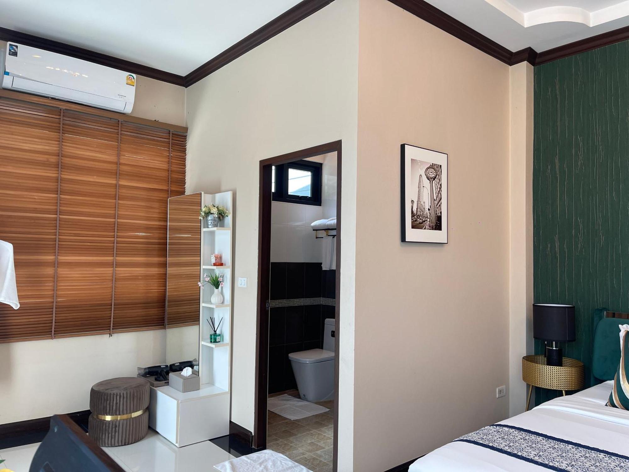 Romlaphass Boutique Villa Kalasin Buitenkant foto