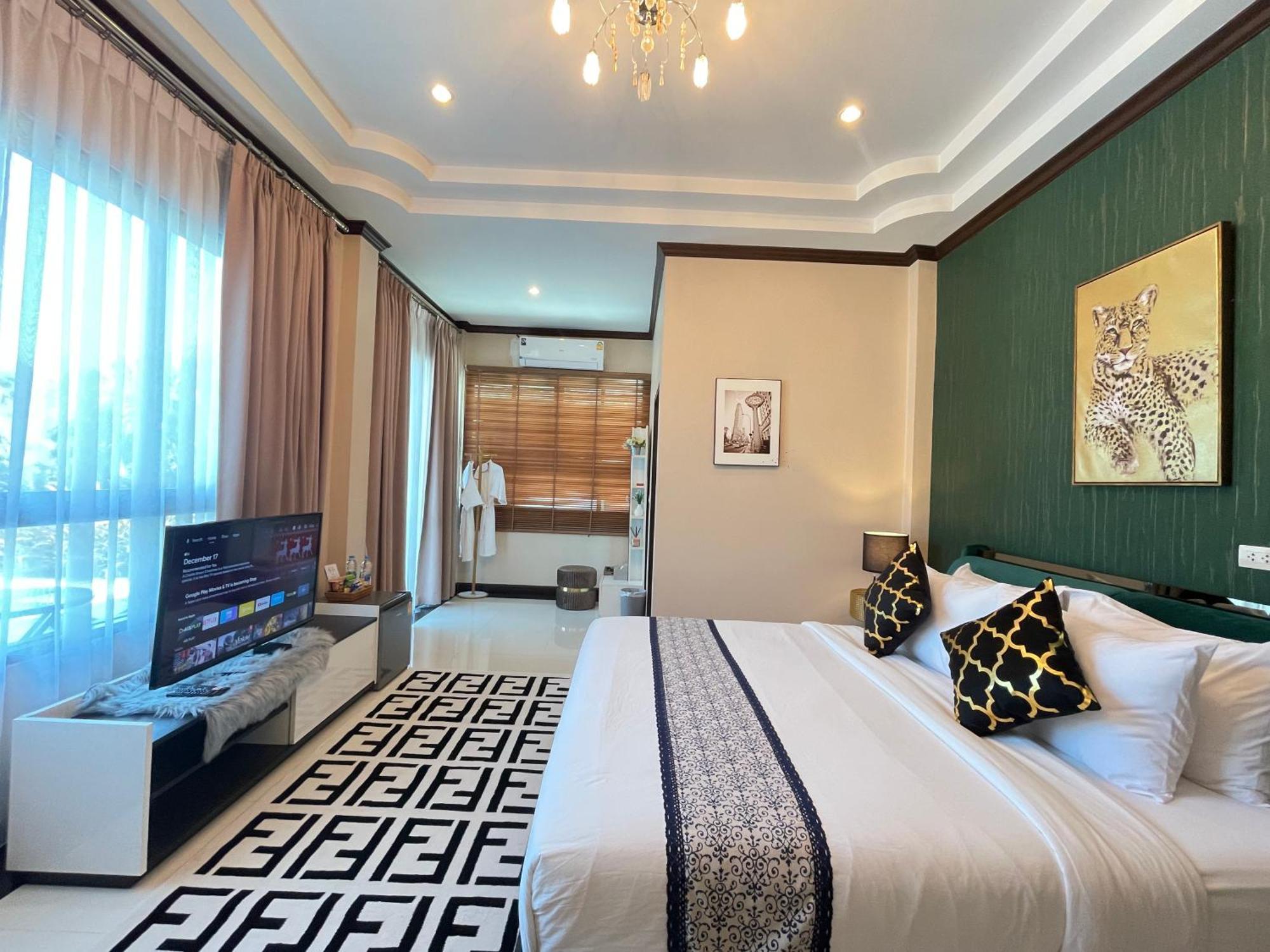Romlaphass Boutique Villa Kalasin Buitenkant foto
